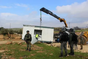 هكذا يشجع موقع TripAdvisor على انتهاك حقوق الإنسان في قرية فلسطينية