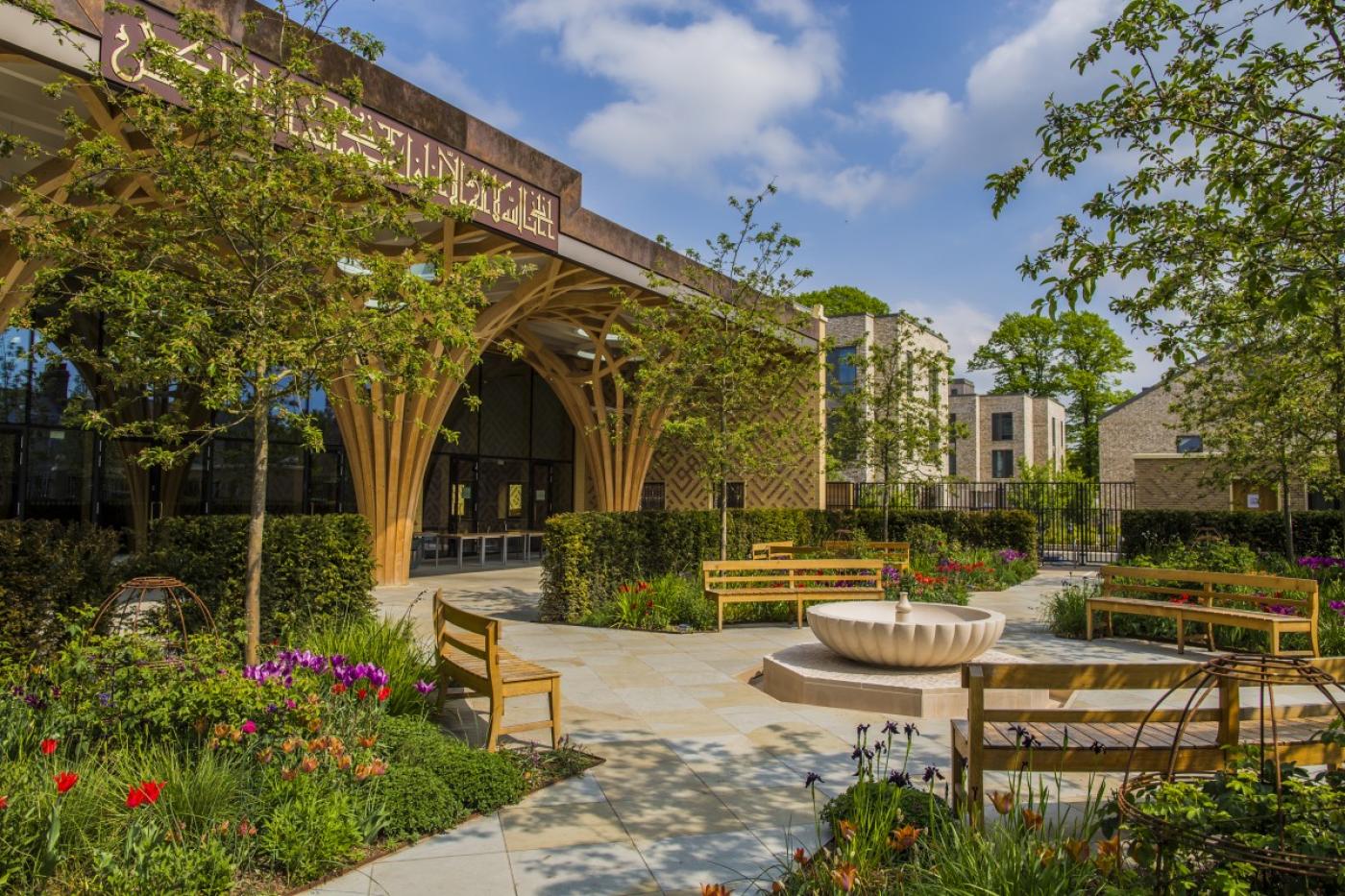 Cambridge_mosque__Islamic_garden_Emma_Clark_0