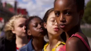 هل الأجندة الجديدة لنتفليكس تتضمن استغلال الأطفال؟