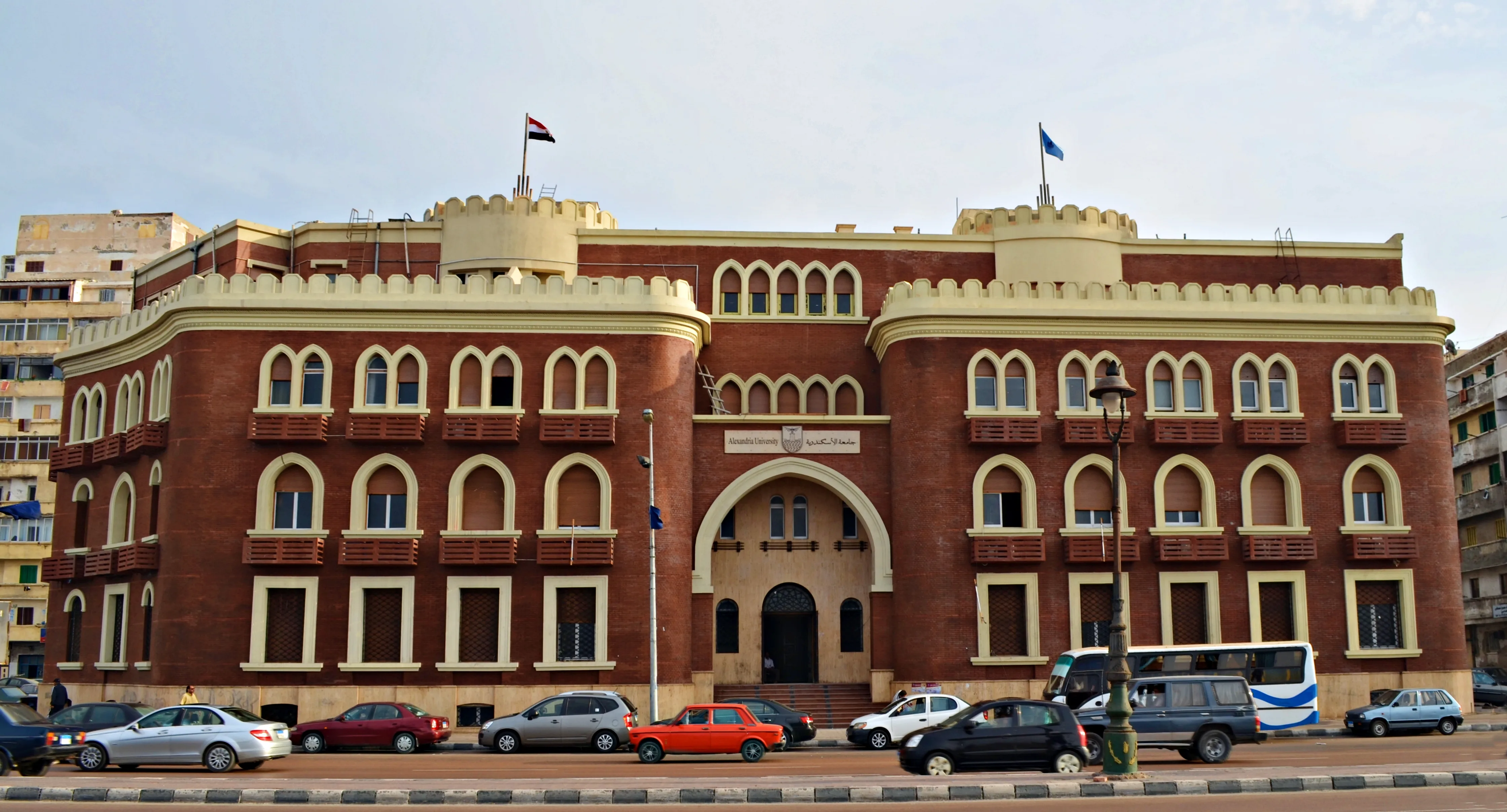 Alexandria_University,_The_Main_Building