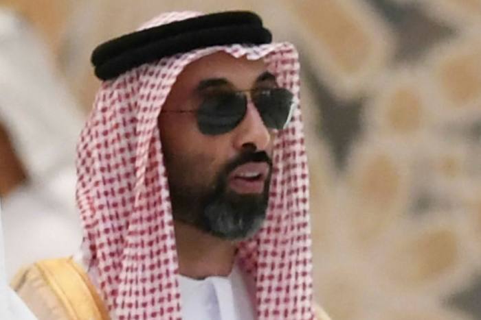 مك