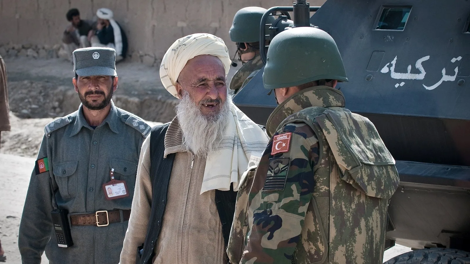 A_Turkish_Army_soldier_speaks_with_a_resident_in_Afghanistan