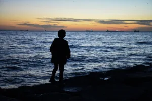 قصص المنفيين تكشف كيف يمزّق الانفصال الأسري مجتمع الإيغور