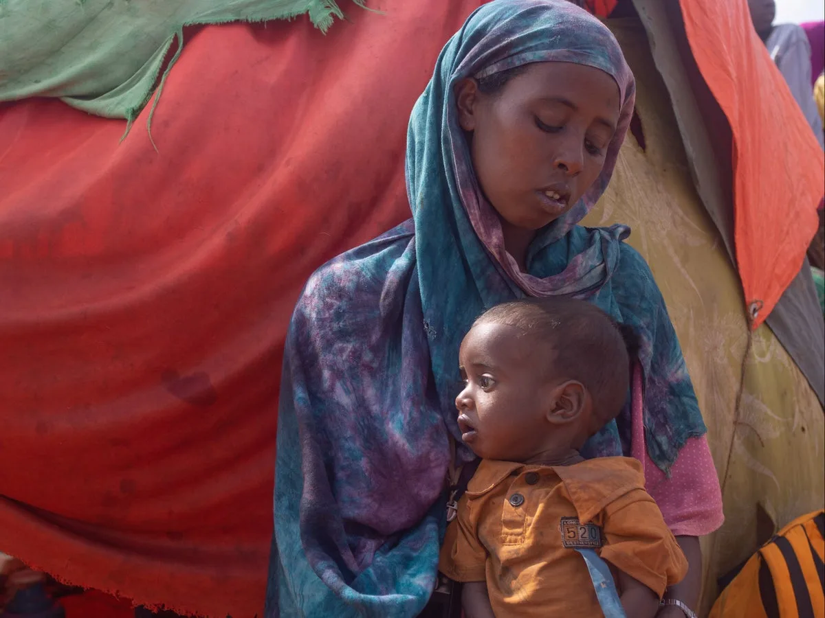 تخشى جوهرة على طفلها الذي لم يولد بعد وأطفالها الـ3 الباقيين بعد وفاة ابنتها بسبب سوء التغذية