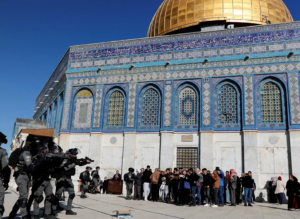 أين رئيس لجنة القدس من اعتداءات الإسرائيليين بحق الأقصى؟