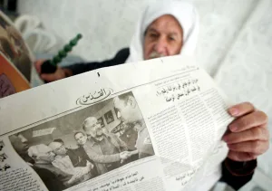 “المهماز” و”المطرقة”.. وجبة سياسية ساخرة من الصحافة الفلسطينية