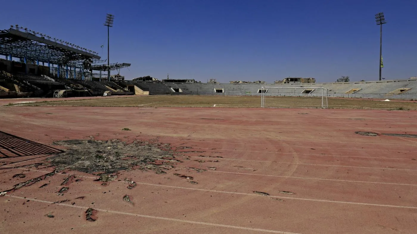 shrapnel-raqa-stadium-syria-afp