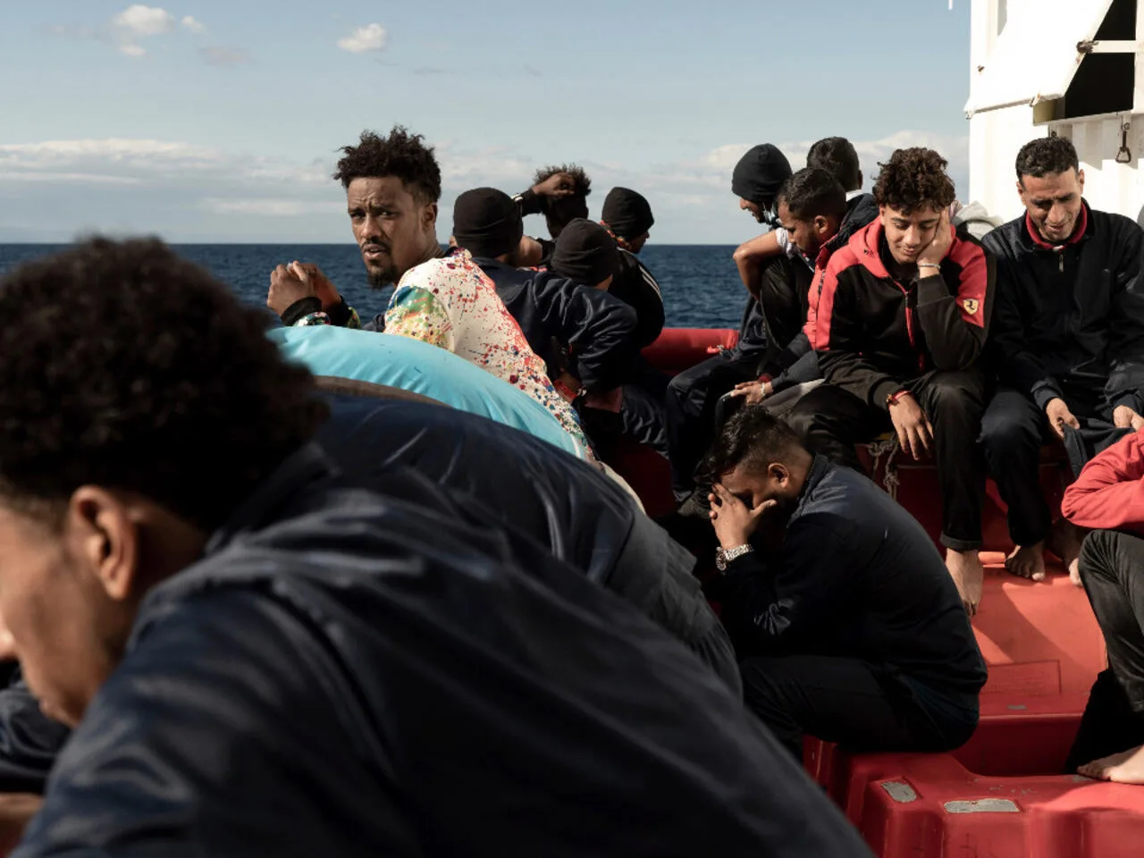 رست سفينة "أوشن فايكينغ" الإنسانية في أحد موانئ فرنسا