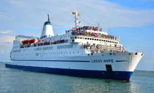 سفراء يسوع في البحار.. لماذا لا تصرح سفينة لوغوس هوب عن أجندتها الحقيقية؟