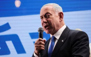 نتنياهو يسير على حبلين لبناء دولته الخاصة