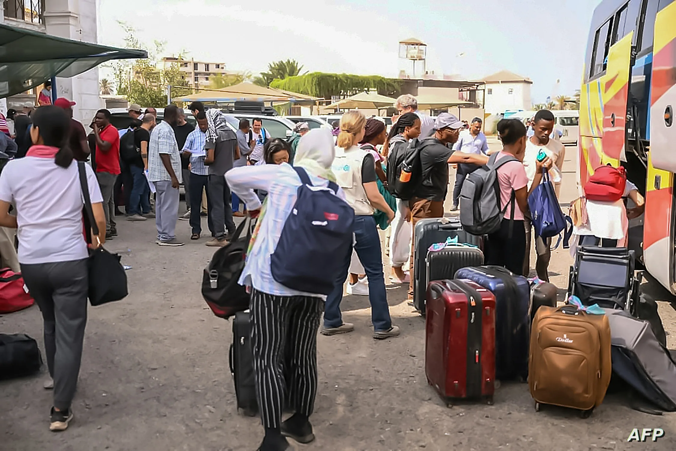 فرار السودانيين من الخرطوم