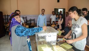 الأكراد.. الحسابات المُعقدة في الجولة الثانية لانتخابات الرئاسة التركية