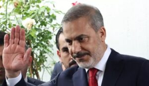 هاكان فيدان: كيف يمكن لوزير خارجية تركيا تشكيل النظام العالمي الجديد؟