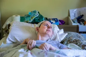 السكتة الدماغية حرمتها التحدث.. الذكاء الاصطناعي أعاد صوتها