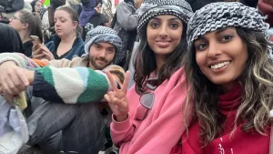 شباب أمريكيون يقرأون القرآن لفهم صمود الفلسطينيين