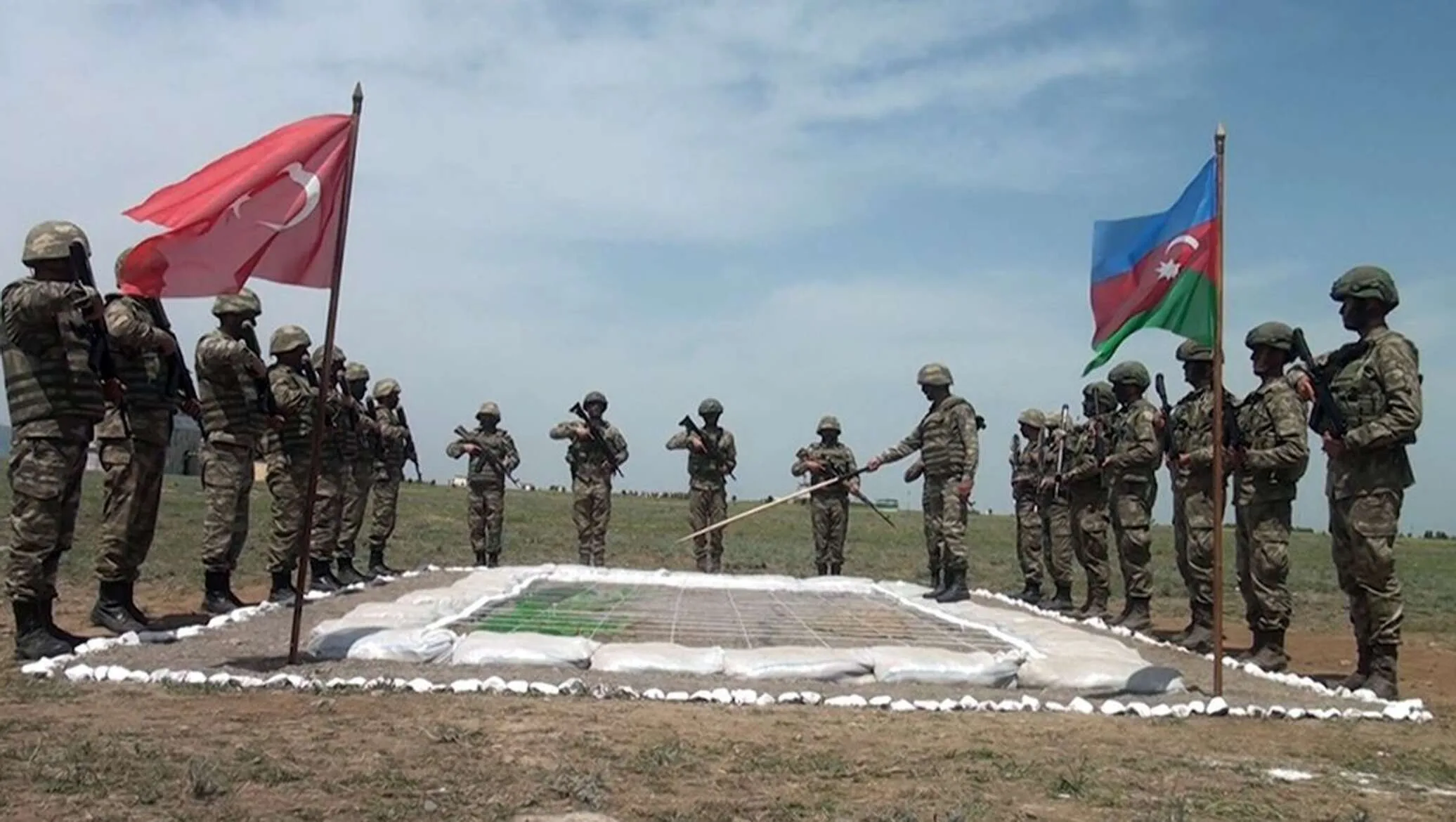 ممر زنغزور