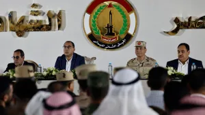 هل تكون الحكومة المصرية كبش فداء للأزمة الاقتصادية؟