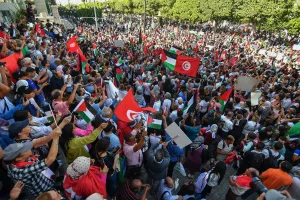 النخبة التونسية لم تعدل بوصلتها على غزة
