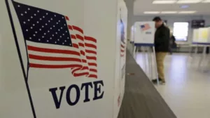 الانتخابات الأمريكية: الملخص الذي تحتاج معرفته ريثما نعرف الرئيس الجديد