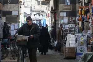 التضخم في سوريا: من تخبط السياسات إلى اقتصاد الحرب ومحاولات الإنقاذ