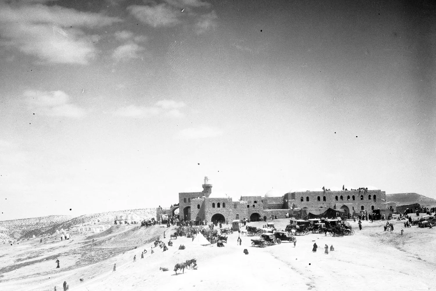 النبي موسى ومواسم الزيارة: طقوس الفرح الفلسطيني قبل الاحتلال 23 نون بوست