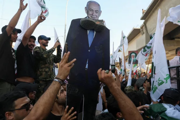 خلال مظاهرة في بغداد. © أحمد الرباعي / وكالة فرانس برس (AFP)