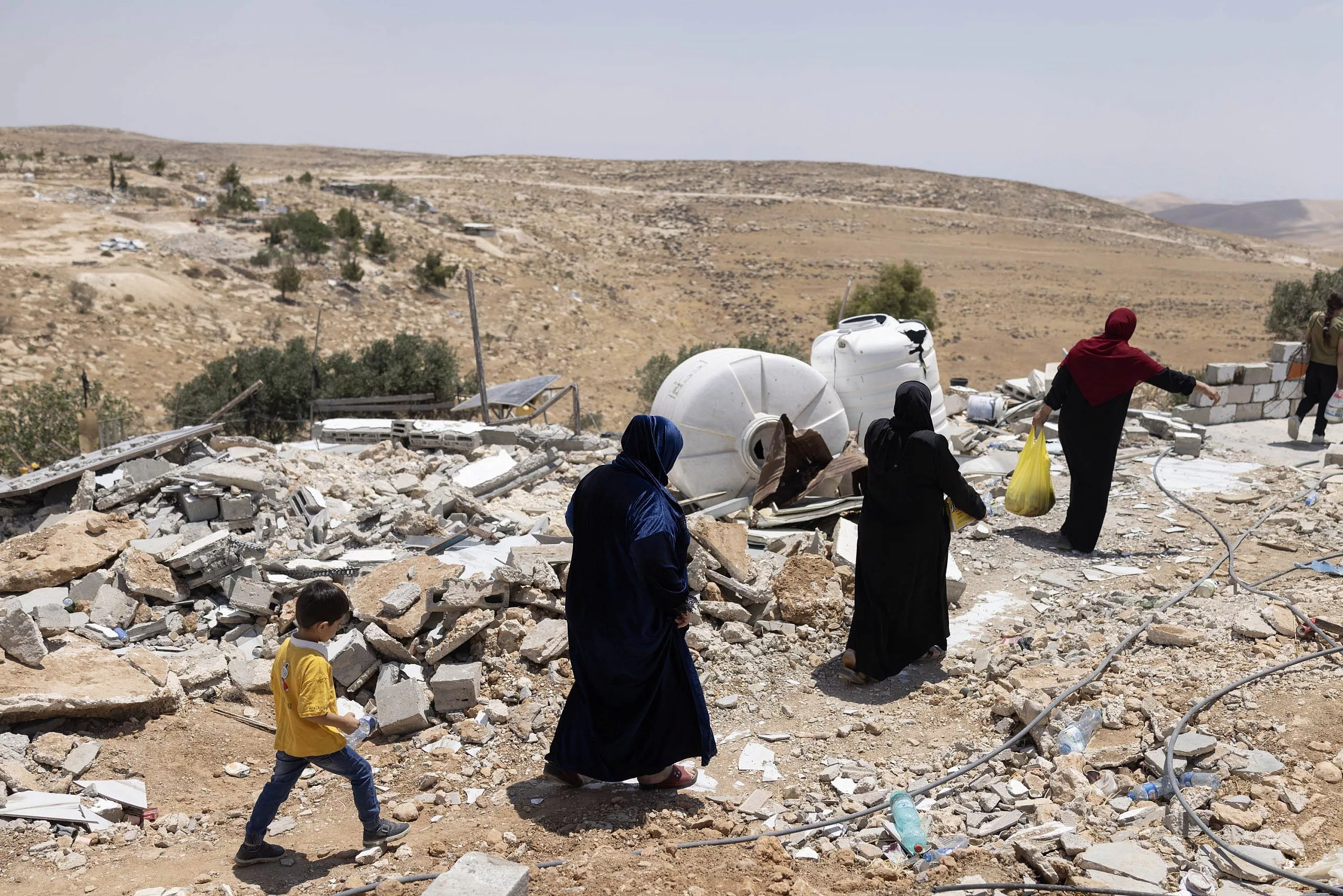 خطة عسكرية إسرائيلية جديدة لتهجير جماعي في مسافر يطا جنوب الضفة 22 نون بوست
