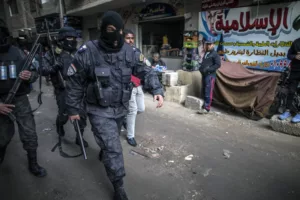 الإخفاء القسري في مصر.. دولة تبتلع أبناءها بلا أثر
