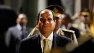 مصر والخليج وإيران: تحالفات متناقضة تحت ضغط الأزمات