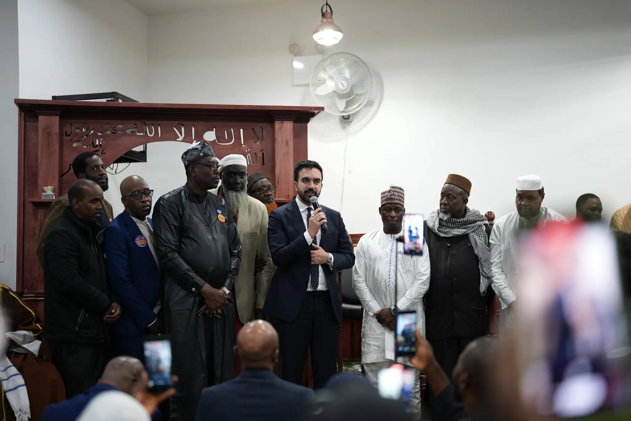 مسلمو نيويورك يبتهجون بفوز ممداني: "الآن حان وقتنا" 22 نون بوست