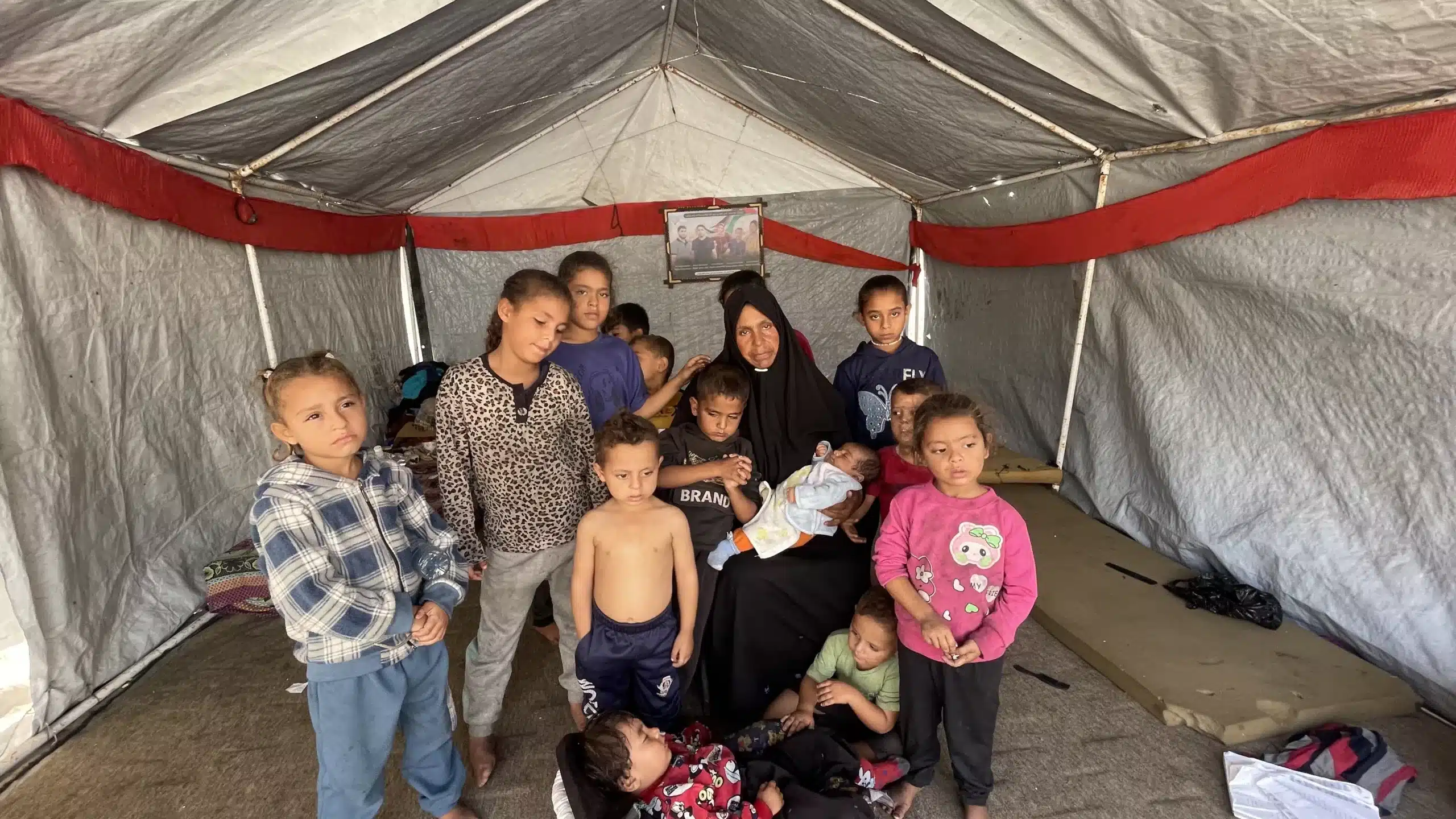 من يُعيل أيتام الحرب في غزة؟ 24 نون بوست