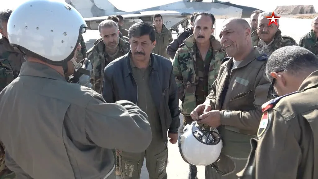 نيويورك تايمز: جنرالات الأسد يدبرون خططًا سريّة لتمرد مسلح 25 نون بوست