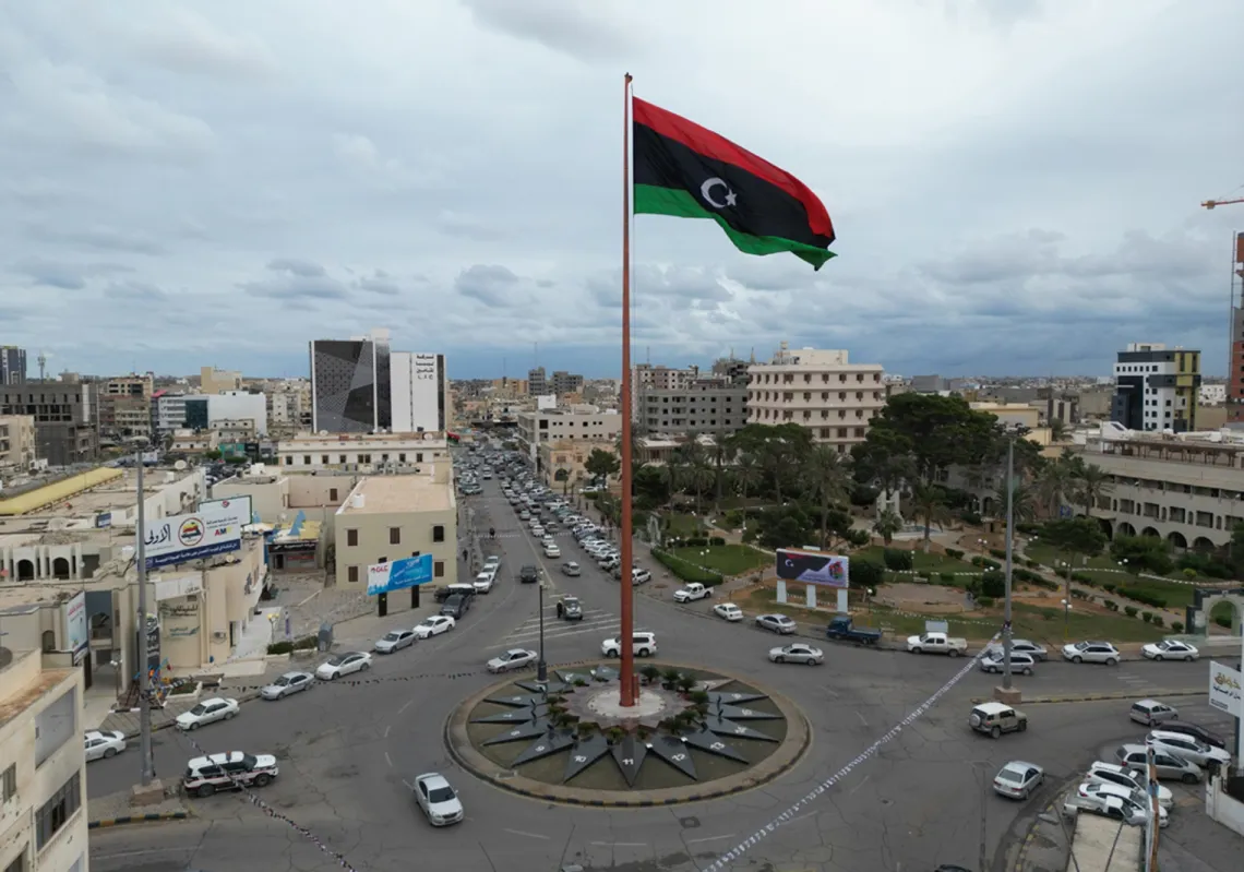 نجحت النخبة السياسية والعسكرية الليبية ببراعة لافتة في تدجين المجتمع الدولي