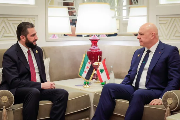 التقى الرئيس أحمد الشرع نظيره اللبناني جوزيف عون أكثر من مرة خلال عام 2025