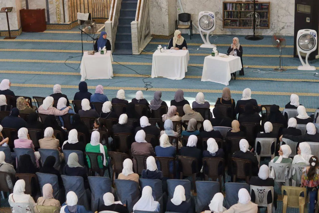 سوريا بعد عام على التحرير.. الحياة تعود إلى المساجد 32 نون بوست