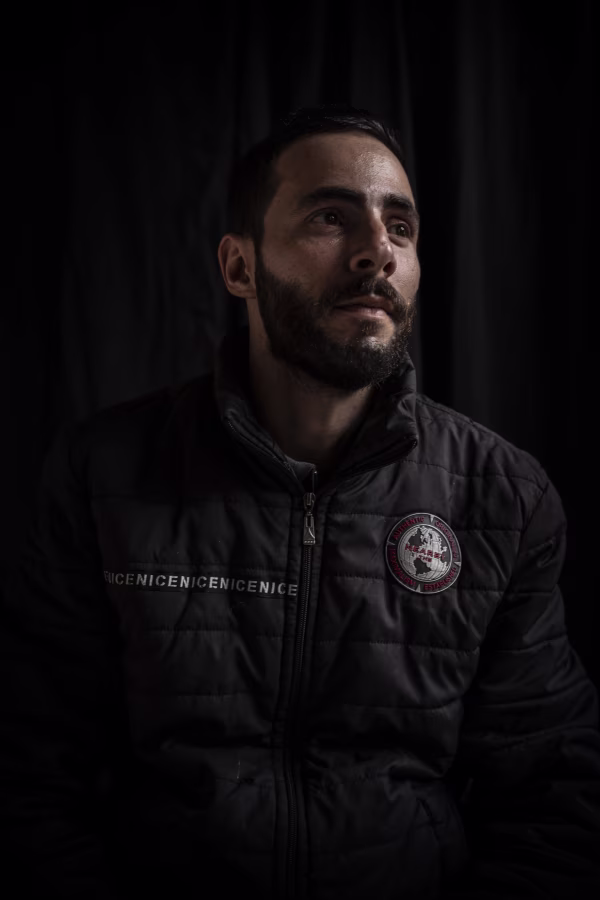 كيف حوّل النظام السوري المخلوع الأقارب والجيران إلى مخبرين؟ 33 نون بوست