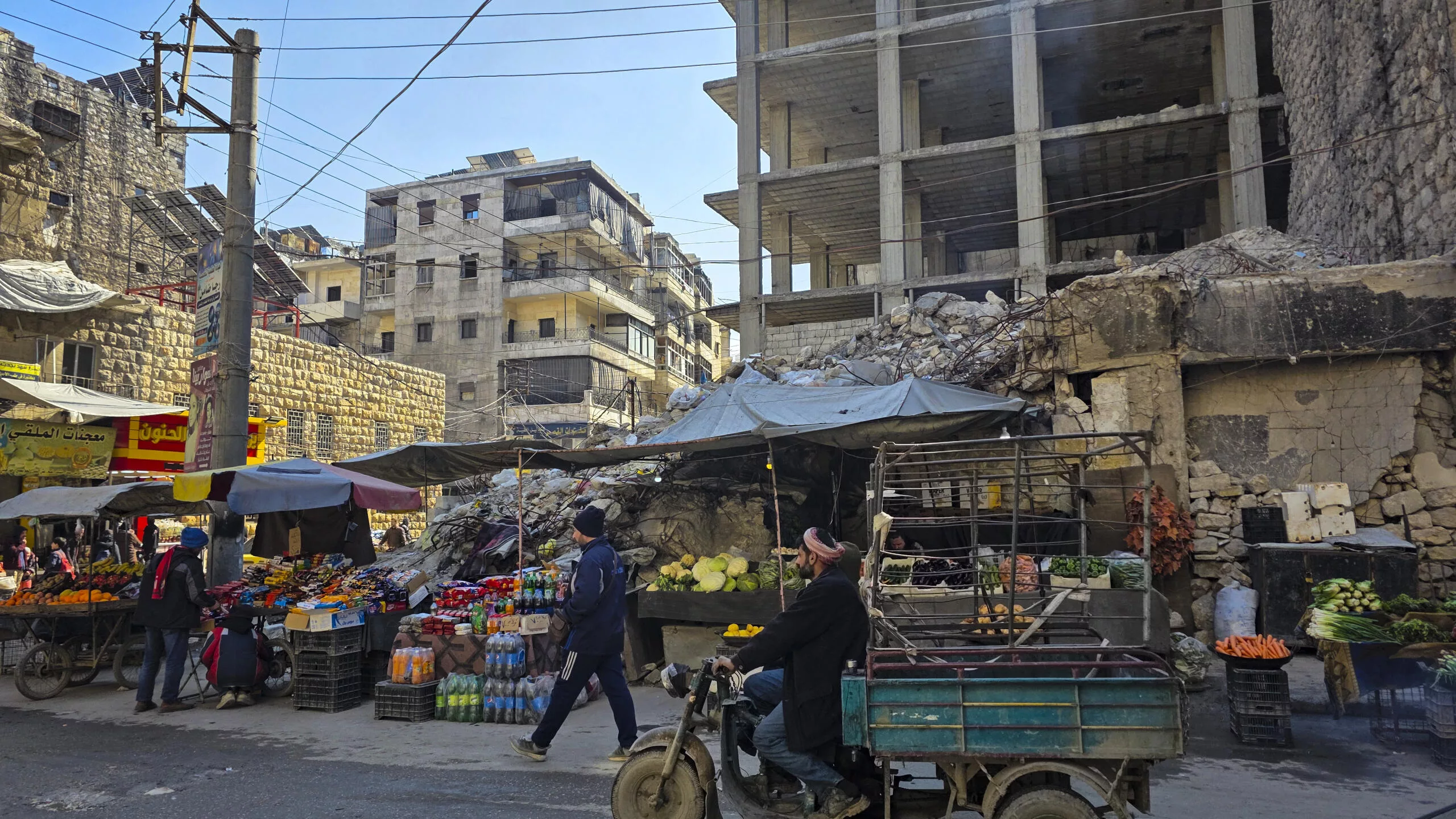 مكافحة الفساد في سوريا: الطريق الإجباري نحو التعافي الاقتصادي 1 نون بوست