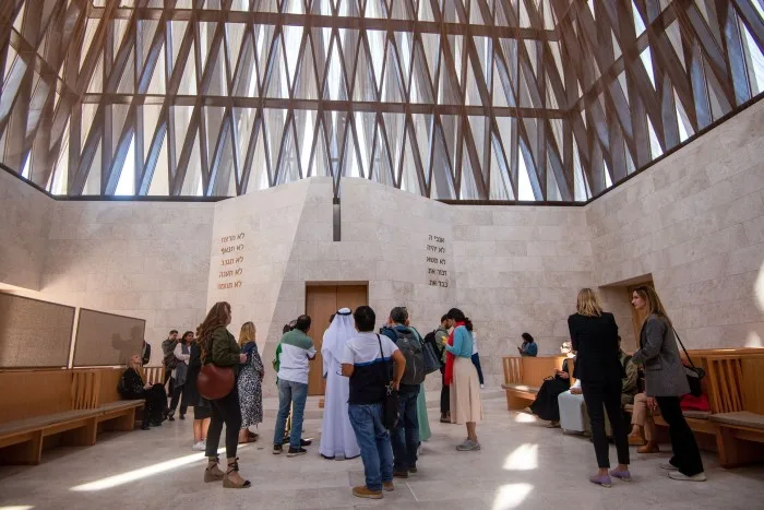 الجالية اليهودية في الإمارات تتوارى عن الأنظار في أعقاب حرب غزة 23 نون بوست