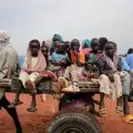 يُعد الأطفال والنساء الحوامل والمرضعات والنازحون داخلياً أكثر الفئات عرضة للتأثر بخفض المساعدات