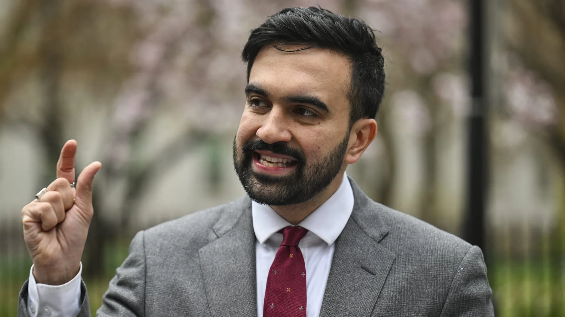 بين الإسلاموفوبيا والمقصلة الصهيونية.. اختبار ممداني الأصعب 1 نون بوست