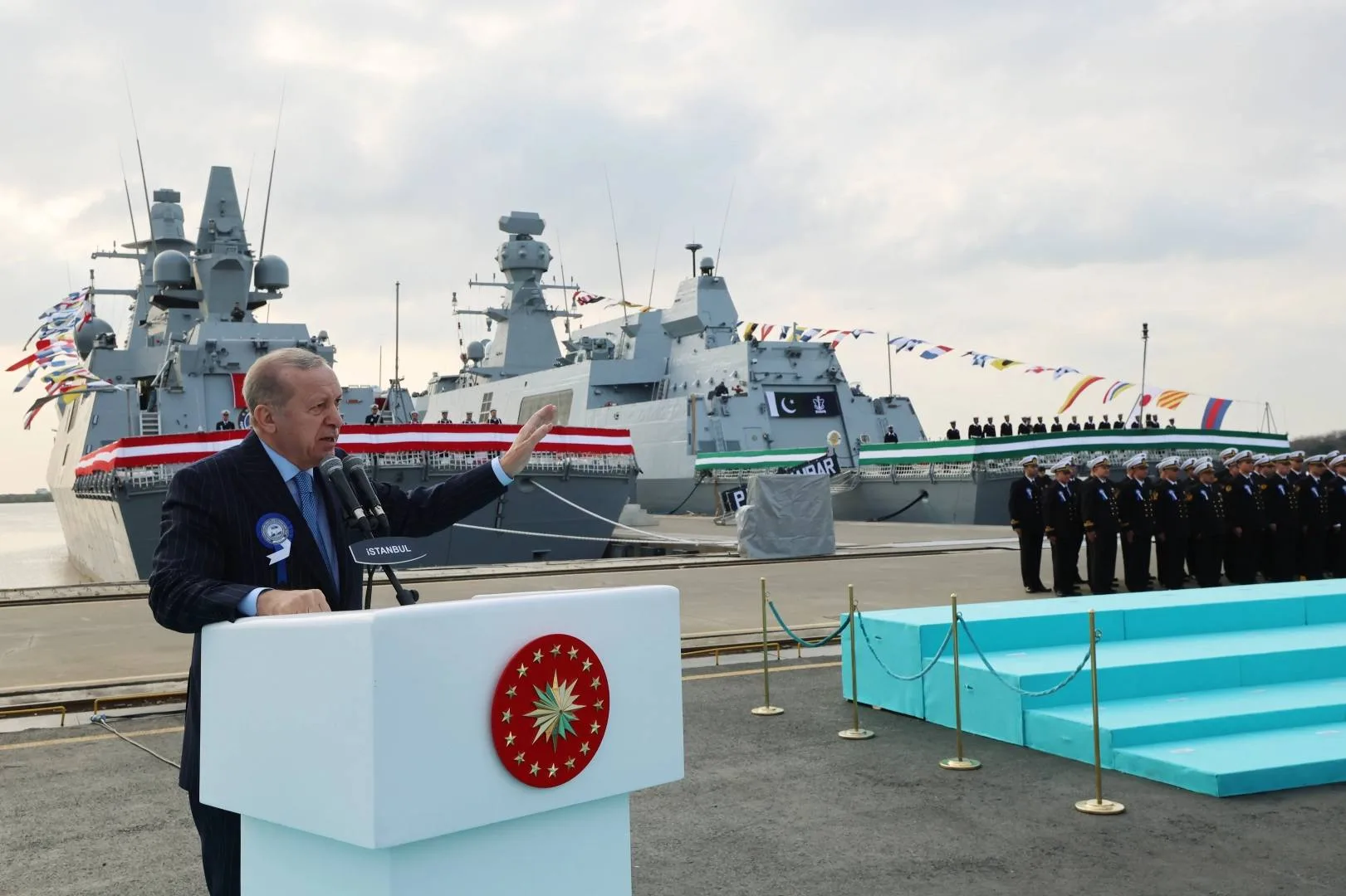 "إسرائيل" واليونان وقبرص.. هل يتشكل حلف ثلاثي ضد تركيا؟ 23 العلاقات المتقدمة بين "إسرائيل" واليونان وقبرص تشكل تحديًا مباشرًا لعقيدة الوطن الأزرق التركية