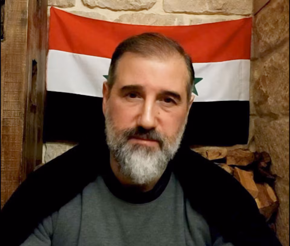 رئيس مخابرات الأسد وابن خاله يتآمران من روسيا لإشعال انتفاضة في الساحل السوري 28 نون بوست