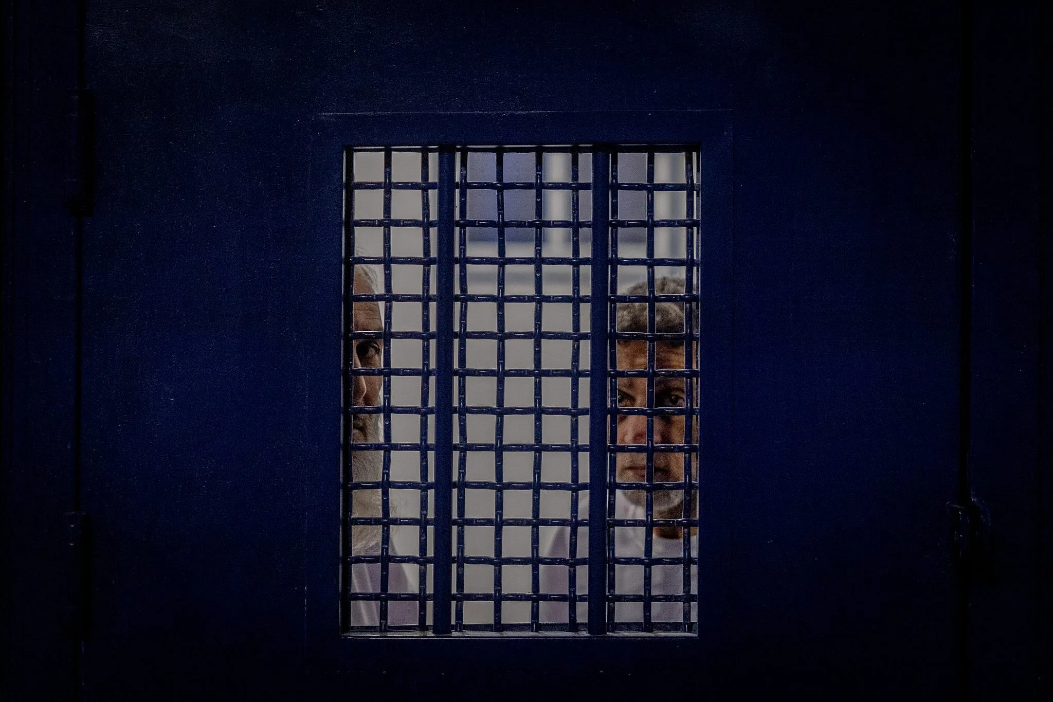 "لا أستطيع مساعدة موكليّ": المهمة المستحيلة لتمثيل المعتقلين الفلسطينيين 25 نون بوست