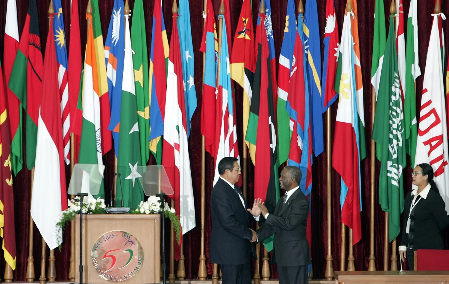 ترامب والنظام العالمي: حين تصبح القوة العظمى خارج اللعبة 22 نون بوست