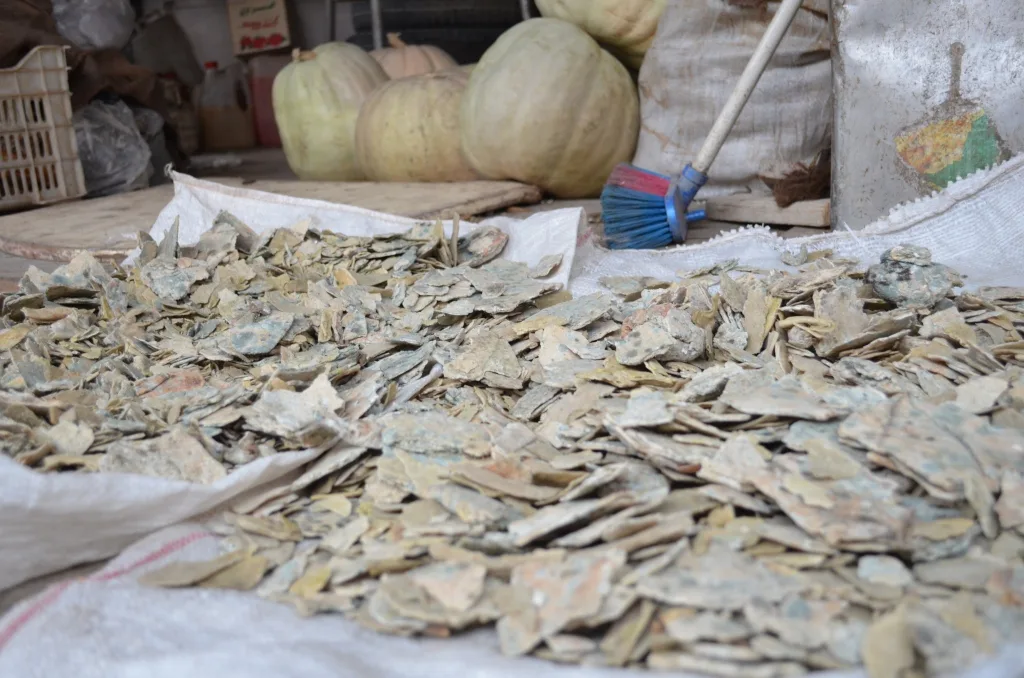 المنفوش.. تاجر حرب آخر يجري تعويمه 25 نون بوست