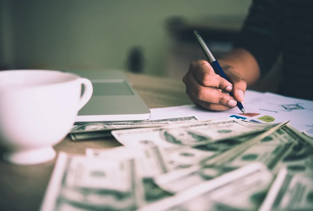 اقتصاد الاشتراك يحول نموذج الأعمال من بيع المنتجات والخدمات لمرة واحدة إلى تقديمها عبر اشتراكات دورية متجددة