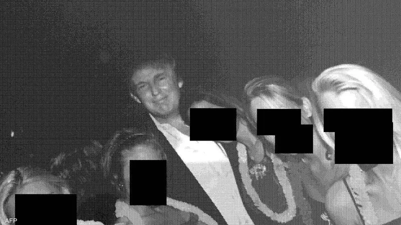 من وعود الشفافية إلى التستّر.. سر تحولات ترامب في ملف إبستين 25 كشف تعامل ترامب مع ملفات إبستين عن تعارض بين اعتبارات الشفافية ومقتضيات الحفاظ على السمعة