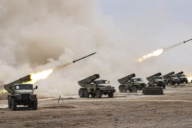 نفذ الحرس الثوري الإيراني مناورة "هجينة" في جنوب البلاد قبل يومين من محادثات جنيف