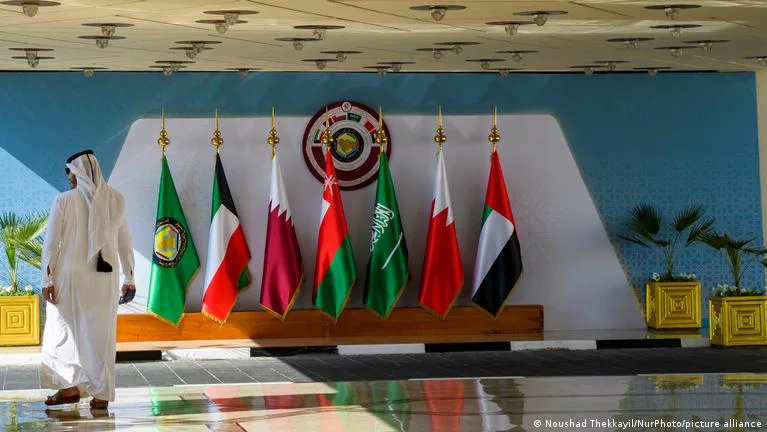 دول الخليج أبلغت واشنطن أن أي هجوم على إيران سيجرّ عواقب أمنية واقتصادية وخيمة