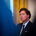 تاكر كارلسن وبداية تآكل الإجماع الأمريكي حول إسرائيل